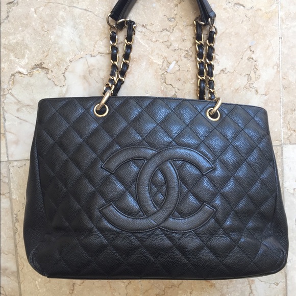 CHANEL Handbags - Authentic Chanel Caviar Shopping Tote